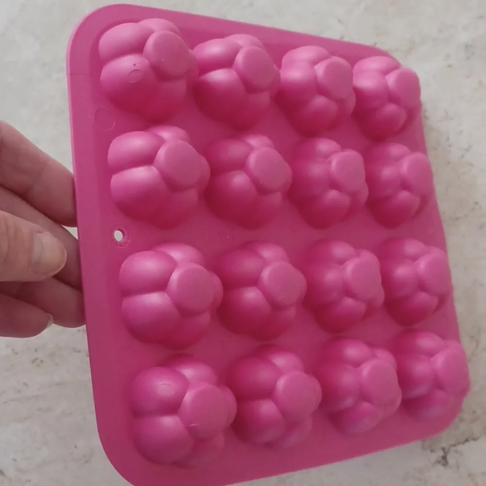 Unknown/IKEA heart molds